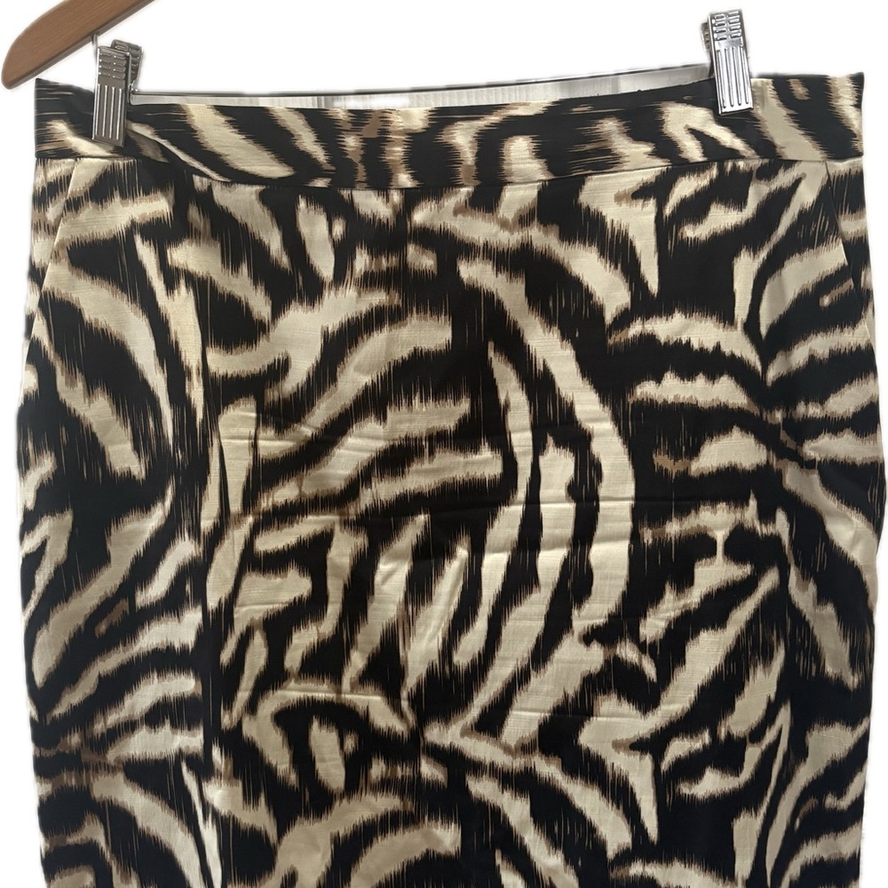 Ann Taylor Black and Cream Zebra Pencil Skirt
